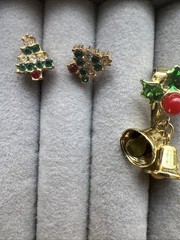 Vintage Designer Christmas Holiday Jewelry Lot Brooch & Earrings MYLU CAROL LEE