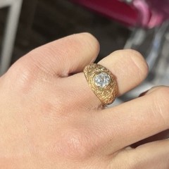 Victorian 1.03 Carat Old Mine Cut Engraved Solitaire Ring 18K Gold