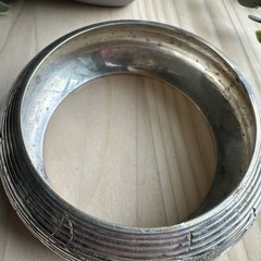 VTG Bangle Bracelet Size 8 Engraved Carp Fish Silver Tone Metal Incised Asian