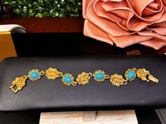 Vintage ART Gold Tone Turquoise Cabochon Link Bracelet 7.5” Signed