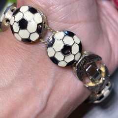 FIFA Soccer Ball Vintage Bracelet Sports Estate Jewelry Pre-Owned 7″ Foldover