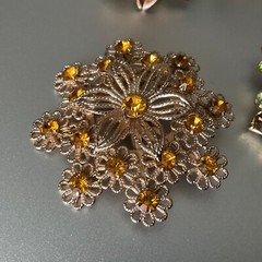 Gold Tone Brooch Lot Floral Rhinestones Filigree Flower 1 Liz Claiborne