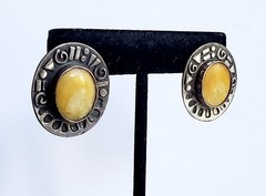 Vintage 925 Sterling Silver 1.25 in Stud Earrings With Yellow Natural Oval Stone