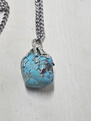 Vintage Turquoise Nugget Pendant Necklace Silver Tone Chain 24 Inch
