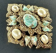 Vintage Sarah Coventry 1968 Remembrance Faux Turquoise Pearl Pendant Brooch Pin
