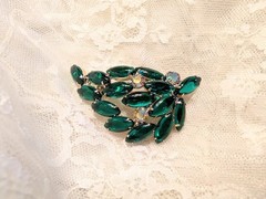 Emerald Green Navette Brooch Accented With 4 Aurora Borealis Stones 1950s