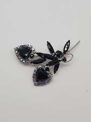 Julianna D E Book Piece Heart Flower Brooch Rhinestone Aurora Borealis Earring