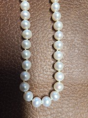 14K Gold Cultured Pearl Necklace 18″ 7–8mm White Akoya Style Knotted Strand