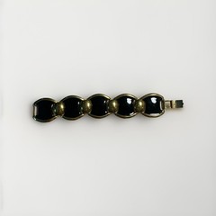 Vintage Signed Napier Black Enamel & Gold Tone Chunky Link Vintage Bracelet 8″