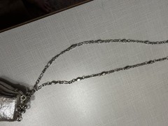 Nordstrom VCLM Signed Pearl & Rhinestone Mini Purse Figaro Chain Necklace 22”