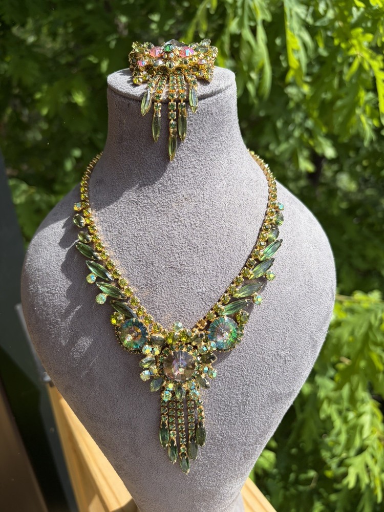 Verified Juliana D&E Book piece green Cabochons Necklace And Brooch