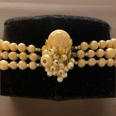 Vintage Unsigned Miriam Haskell Baroque Faux Pearl 3 Strand Necklace