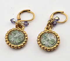 Kirks Folly Vintage 4-Leaf Clover Earrings Round Leverback Goldtone