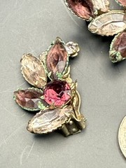 Vintage Floral Purple And Clear Rhinestone Brooch Pin And Clip On Earrings Set