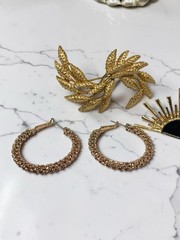 11 Pc Vintage Jewelry Lot Sarah Cov Monet Casual Corner Faux Pearl Necklace Gold