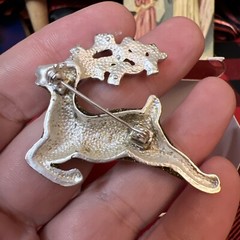 Avon 2008 Red Rhinestone Holiday Cheer Golden Reindeer Rudolph Brooch 1.75in