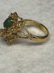 Vintage 18KT. H.G.E. Faux Jade Uranium Glow Stones Gold Plated Ring 7.75