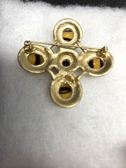 Vtg Danecraft nos gold tone glass cabochon Maltese Cross pin