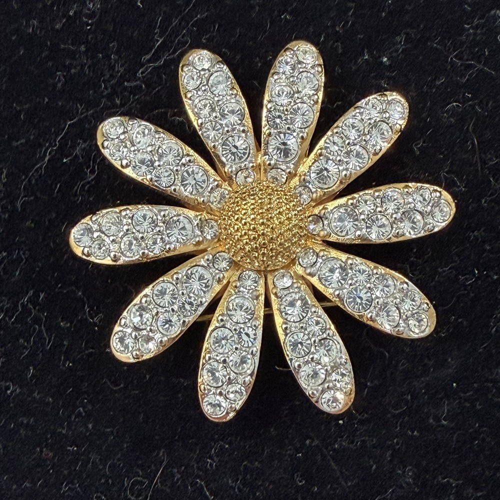 Vintage Swarovski Crystal Daisy Flower Brooch Pin Swan Signed