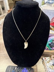 Vintage AVON 1978 Pendant Necklace Gold Chain Faux Ivory 20” Adventure Tooth