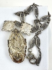 VTG Nouveau Deco MOP & Silver Filigree Pendant & Filigree Chain Necklace 15.25”