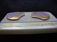 VINTAGE SAMUEL HUANG CLOISONNE EARRINGE MAUVE & LAVENDER ENAMEL GOLD FILLED POST