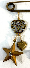 Vtg CELESTIAL DANGLE Charms Star Hearts Unicorn Ballet Slipper Safety Pin Brooch