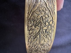 Vintage Lot of 2 Gold Floral Engraved Hinged (1) Brass Bangle Bracelets