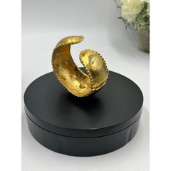 Les Bernard VO Vogue Vintage Signed Hammered Gold Cuff Bracelet Rhinestones