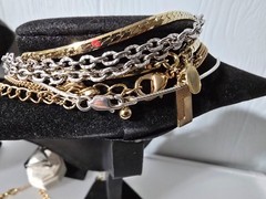 Nice Mixed Metal Material Gold/Silver Tone lot of jewelry Signed/Unsigned
