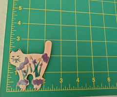 Handmade Ceramic Cat Brooch (167 – 2452)