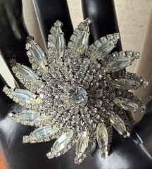 Vintage 1950s Starburst Clear Rhinestone Brooch Pin Silver Tone