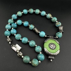 Beautiful Turquoise Necklace With A Beautiful Vintage Pendant