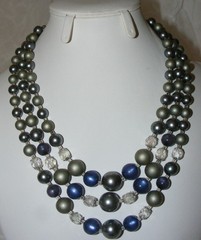 ** Vintage 1950-60’s Pearl Plastic Lucite Glass Bead Necklaces * 13 Pieces **