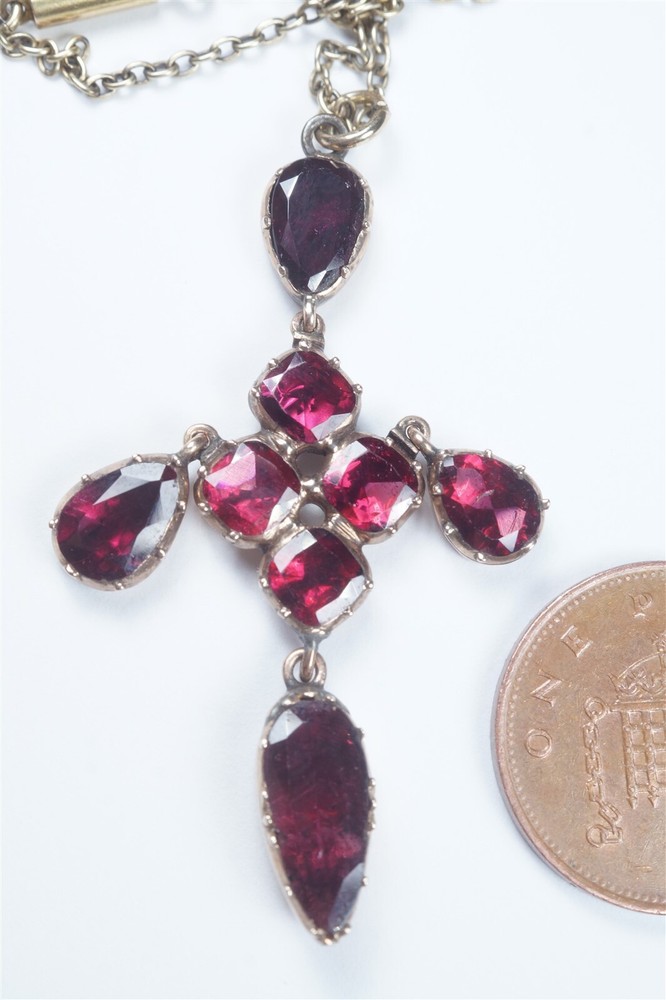 ANTIQUE ENGLISH GEORGIAN 9K GOLD FLAT CUT GARNET LAVALIERE PENDANT c1820