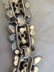 Vintage Juliana deep Green borialis Rhinestone Floral Silvertone Bracelet