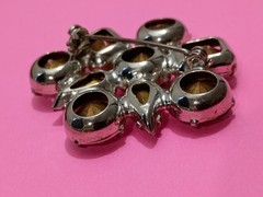 Fabulous Vintage Clear Glass Unique Brooch 9 Foilback Cabachons 1.5in