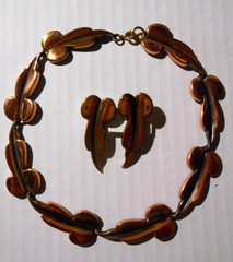 Modernist Vintage MCM Renoir Copper Leaf Link Necklace Choker & Clip Earrings