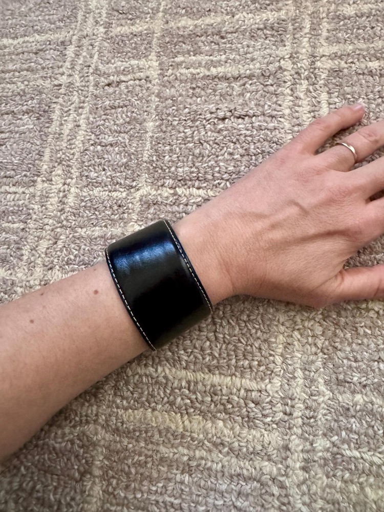 vintage prua leather cuff