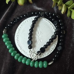 Vintage Black Onyx Dyed Green Quartz beads Toggle Clasp Necklace 20’L