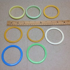 Vtg Lot of 8 Colorful Plastic, Lucite ? , Bakelite ? Stackable Bangle Bracelets