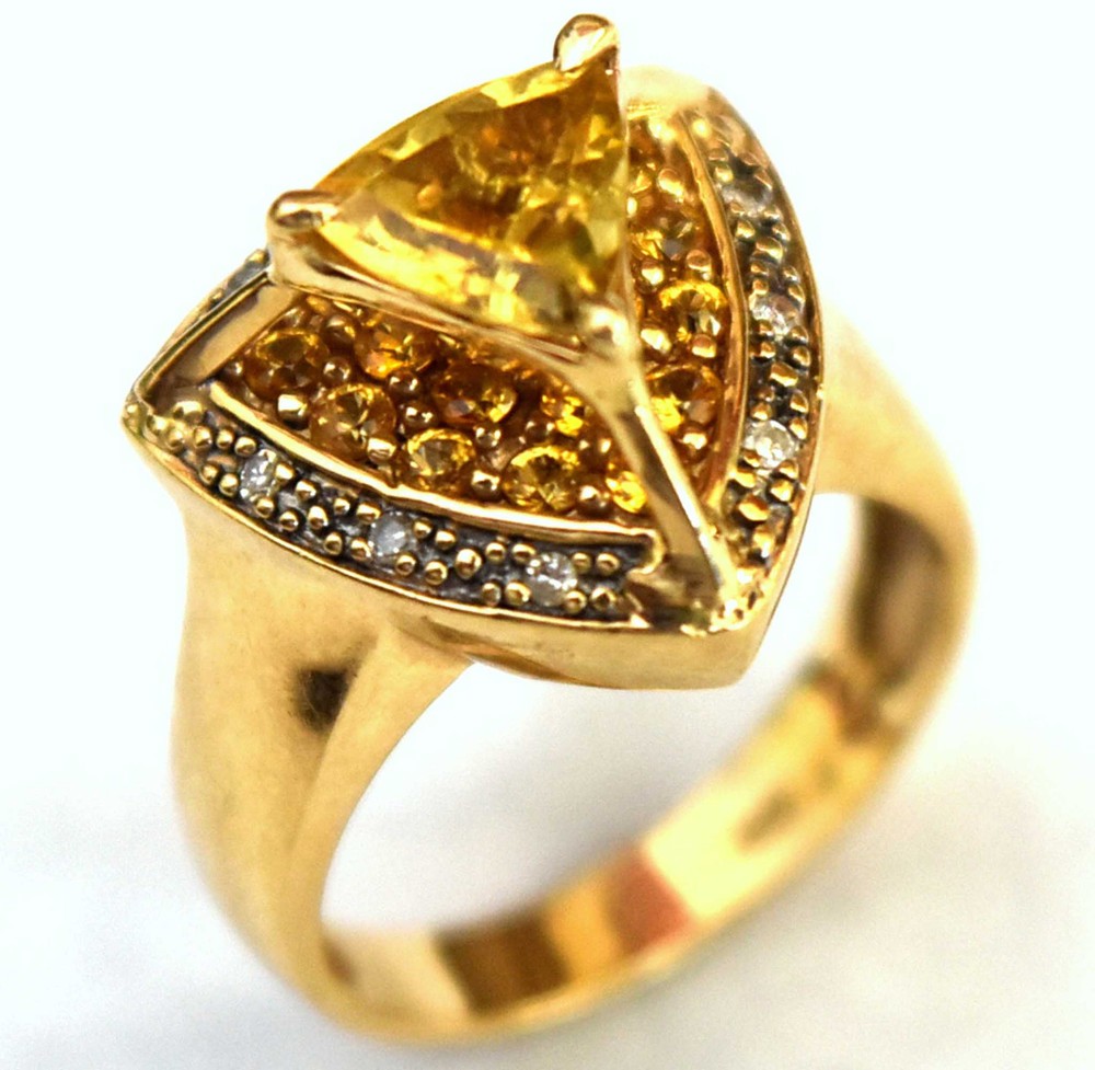 Beautiful 10K Solid Gold, Citrine, Diamonds and Yellow Topaz Ring Size 6