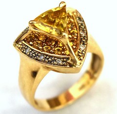 Beautiful 10K Solid Gold, Citrine, Diamonds and Yellow Topaz Ring Size 6