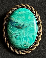 VTG Brooch Natural Malachite Cabochon Brass Large Oval Gemstone Granny Core