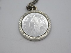 VINTAGE NECKLACE~COIN~UNITED STATES~1776~TWENTY D~24″ CHAIN~SILVER TONE