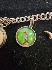 Hoffman Sterling Bracelet w 7 charm Statue liberty NY worlds fair washington DC