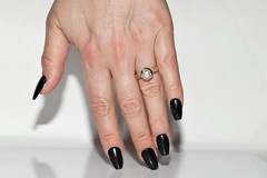 New Made 18k Gold Natural Diamond Decorated Solitaire Amazing Ring