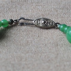 Vintage Green Glass Oval Bead Necklace 44cm 17.3 in Faux Jade Stone Jewelry