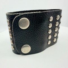 Bracelet Hard Rock Cafe Iron Cross Leather Cuff Black Silver Tone Biker Retro