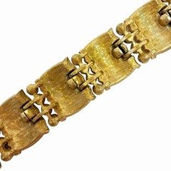 Vtg Trifari Brushed Gold Tone Panel Bracelet Faux Garnet Color Stones 1955–1969